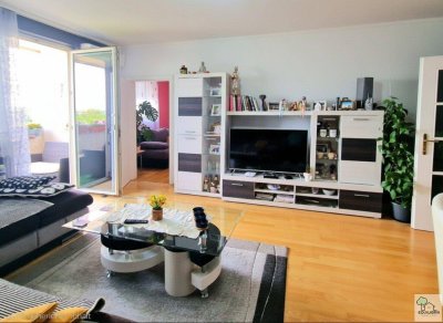 TOP PREIS 3-ZIMMER-WOHNUNG (77m²) MIT LOGGIA UND FERNBLICK