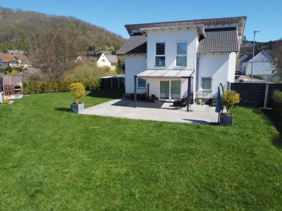 Modernes Einfamilienhaus - Bj. 2015 - familienfreundliche Lage