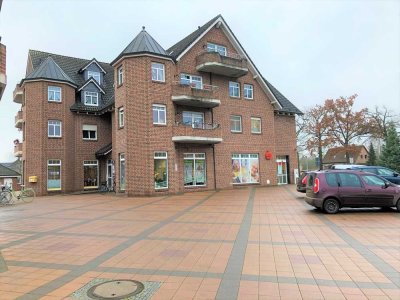 Schicke, großzügige Wohnung mit Aufzug, mit Balkon und Garage