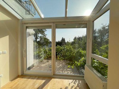 Lichtdurchflutete 3,5 Zimmer-Wohnung mit großem Balkon – stadtnah in ruhiger Lage