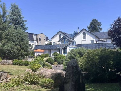 Einzigartige Maisonettewohnung mit direktem Rheinblick