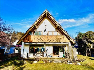 Charmante Doppelhaushälfte mit großzügigem Garten in begehrter Lage von Wangen