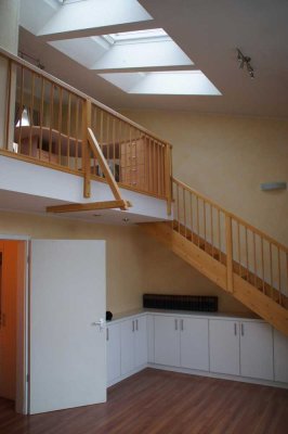 Modernes Wohnen (Dachmaisonette) in historischem Ambiente von privat