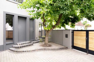 Charmantes Einfamilienhaus zur alleinigen Nutzung - 4-Zimmer-Wohnung im Ortskern von Hemsbach