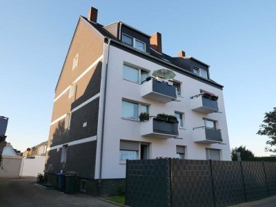 Hübsche 2-Zimmer-Dachgeschoss-Wohnung im Herzen von Asberg