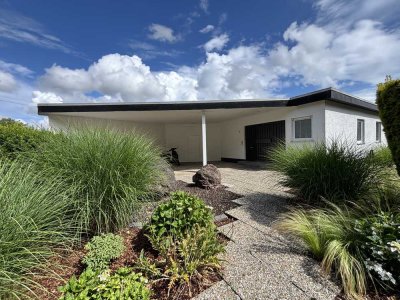 Modernisiertes Architektenhaus mit Pool und Garten in ruhiger Lage – Wohnen auf höchstem Niveau!