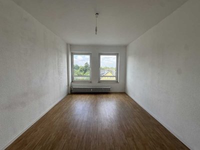 Helle Wohnung in Unterrath – 3 Zimmer, separater Küche, Balkon