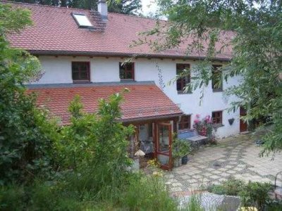 Attraktive und gepflegte 2,5-Raum-Loft-Wohnung mit gehobener Innenausstattung in Lauf an der Pegnitz