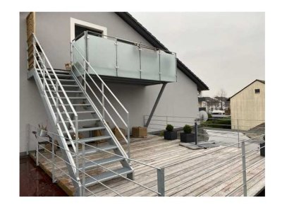 Freundliche und gepflegte 3-4-Raum-DG-Wohnung mit Balkon und Dachterrasse in Rheinstetten-Forchheim
