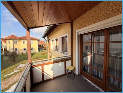 DIPL.-Immowirt MAIER !! tolle lichtdurchflutete Wohnung mit Wintergarten in ruhiger Lage - vermietet