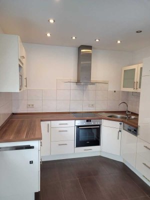 1200 € - 84 m² - 3.5 Zi. In Sindelfingen
