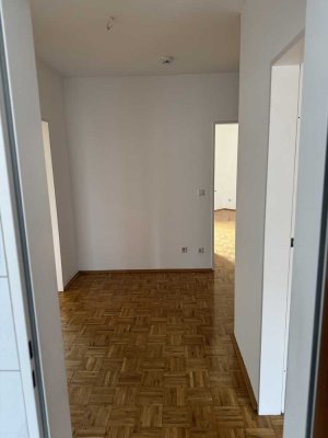 Schöne 3-Zimmer-Wohnung mit Balkon