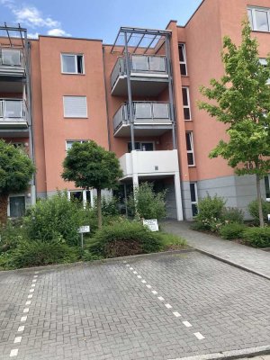 Exklusive, neuwertige, behindertengerechte 2-Zi.-Wohnung mit Balkon und EBK in Augsburg-Herrenbach