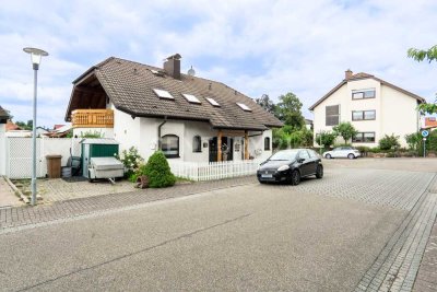 So großzügig baut man heute nicht mehr – freistehendes Haus mit Einliegerwohnung in gewachsener Lage