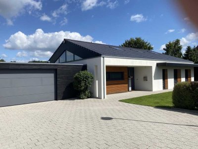 Exklusives Architektenhaus in Basthorst - Wohnen auf höchstem Niveau