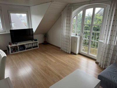 DG Appartement mit Balkon in St. Hubert