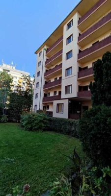 2-Zimmer-Wohnung mit Aufzug & Balkon in Spandau – bezugsfrei ab Juli!