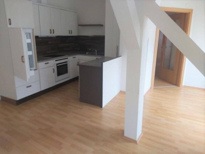 Günstige 2-Zimmer-Dachgeschosswohnung mit Küchenblock in Krieglach im Mürztal zu mieten !