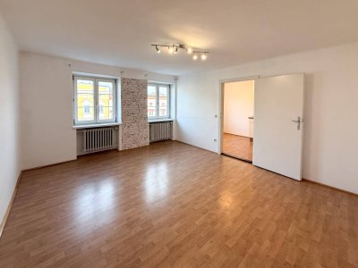 3-Zimmer-Wohnung mit ca. 66 m² direkt am Stelzhamerplatz – zentral, hell &amp; mit Ankleidezimmer