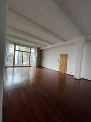 Provisions- und Mieterfrei ! 2,5 Zimmer Traum- Loft in der ehem. Wollgarnfabrik nahe Mediaspree