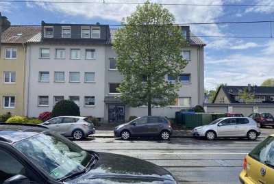 Exklusive 3,5-Zimmer-Wohnung mit Süd-Balkon in Essen-Bedingrade