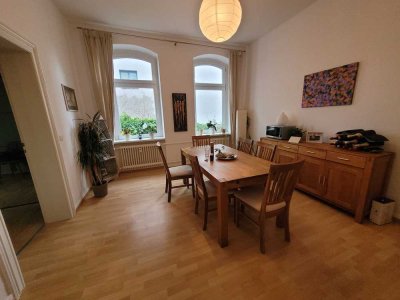 Schöne 4-Zimmer Wohnung im 3. OG in zentraler Lage