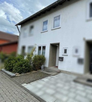 Gepflegtes Reihenmittelhaus mit Balkon und Terrasse in Coesfeld