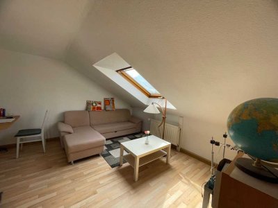 Gemütliche 2-Zimmer-Dachgeschosswohnung in Titz-Rödingen an Einzelperson zu vermieten