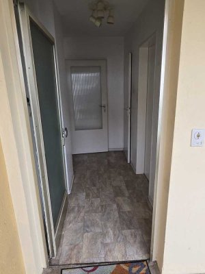 Gepflegte 4-Zimmer Wohnung mit Balkon im 2. OG in Mainz-Neustadt