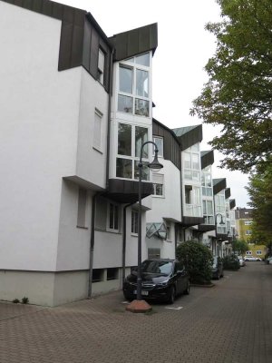 Ruhige 2 Zimmer-Hochparterre-Wohnung in zentraler Lage in Kaiserslautern