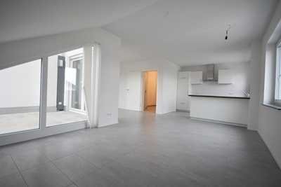 Hochwertig ausgestattete 2 Zimmer-Dachgeschosswohnung