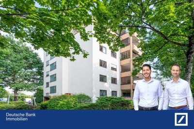 Großzügige 4-Zimmer-Wohnung mit zwei Bädern und großem Balkon