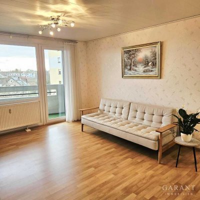 * Helle 2-Zimmer-Wohnung mit großem Balkon und Stellplatz nähe Klinik *