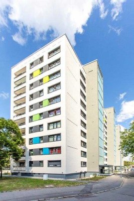 Erstbezug nach Sanierung: familienfreundliche 3-Raum-Wohnung mit Balkon in Elbnähe