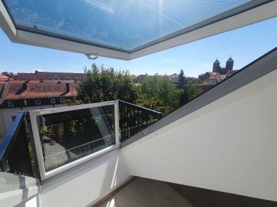 Luxusdachgeschosswohnung 2 Zi. neuwertig,  Nürnberg