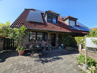 Top gepflegte DHH mit Traumgarten und großer Garage in Bestlage von Wachtendonk