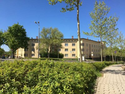 Wohnen im sanierten Altbau - 3-Raum-Wohnung mit Dusche und Balkon