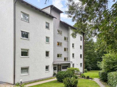 Stilvolles 1-Zimmer-Apartment mit Loggia – frisch renoviert, lichtdurchflutet und bezugsfrei