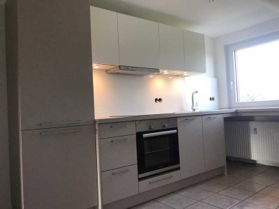 Gemütliche 2-Zi.DG-Wohnung mit EBK