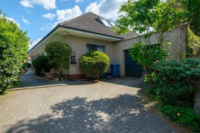 Großzügiges Landhaus mit 7 Zimmern und Schwimmbad in Stapelfeld