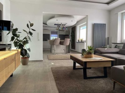 ⭐⭐⭐⭐⭐ Renovierte 4-Zimmer-Wohnung mit vielen Extras & offener Raumgestaltung