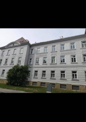 charmante Mietwohnung in renoviertem Altbau