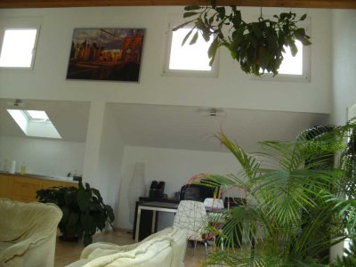 Stilvolle 2,5-Zimmer-Dachgeschosswohnung mit EBK in Großbottwar