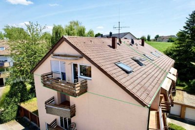 Dachgeschosswohnung mit fabelhaftem Ausblick und zwei Stellplätzen