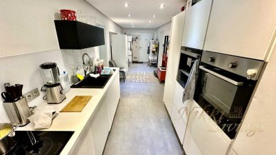 Exklusive 3-Zimmer-Wohnung mit hochwertiger Einbauküche und Balkon!