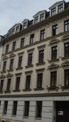 neu ren. schicke 2 RW m. EBK u. Balkon 60m² WG möglich, Nähe Zentrum