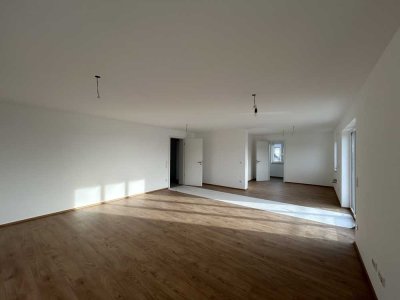 NEUBAU Erstbezug: Geschmackvolle 3 Zimmerwohnung mit Balkon in Wolfersdorf (Whg3)