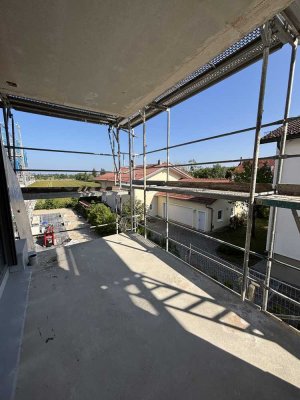 Erstbezug: 2 Zi.-Whg. mit Einbauküche und Süd-Ost Balkon in Taufkirchen (nahe S-Bahn) ab 11/2025