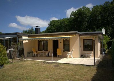 Ferienhaus (Haushälfte) auf Pachtland am Schweriner See