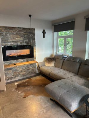 Stilvolle 3-Raum-Hochparterre-Wohnung mit gehobener Ausstattung und EBK in Bad Soden am Taunus